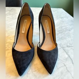 DVF blue leopard print heels